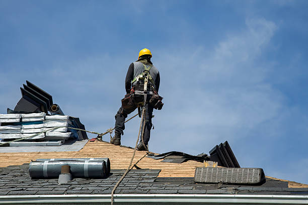 Professional Roofing technician working in Tonganoxie, KS